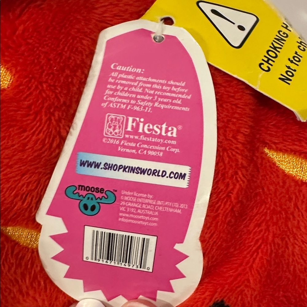 Shopkins Fiesta Red Strawberry Plush with Green Leaves NWT - Picture 10 of 10